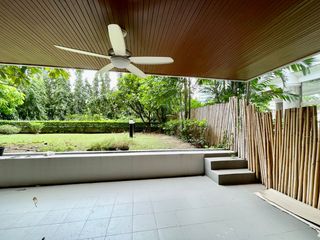 出租 4 卧室 公寓式住宅 在 Khlong Toei, 曼谷