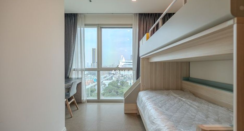 Condo en venta de 3 habitaciones en Sathon, Bangkok