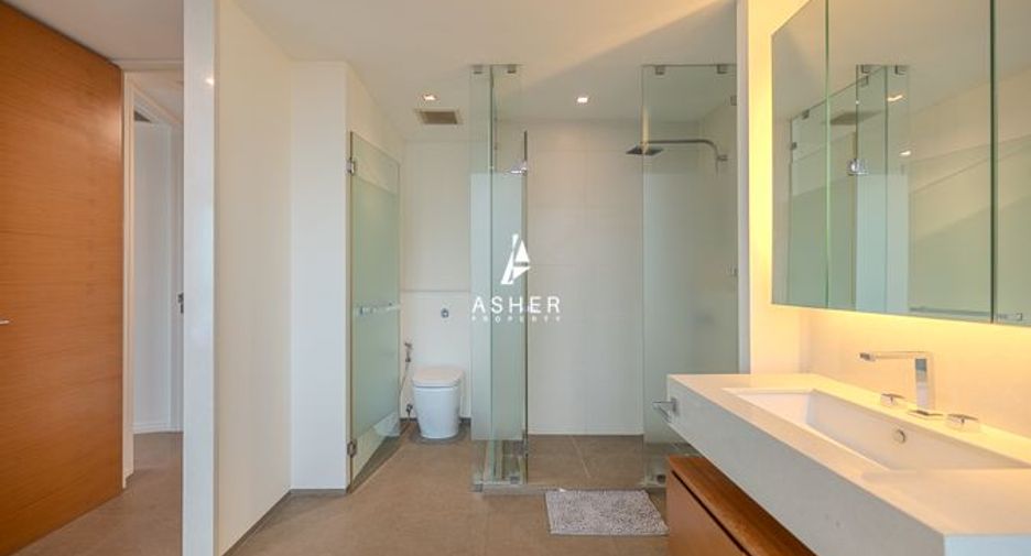 Condo en venta de 3 habitaciones en Sathon, Bangkok