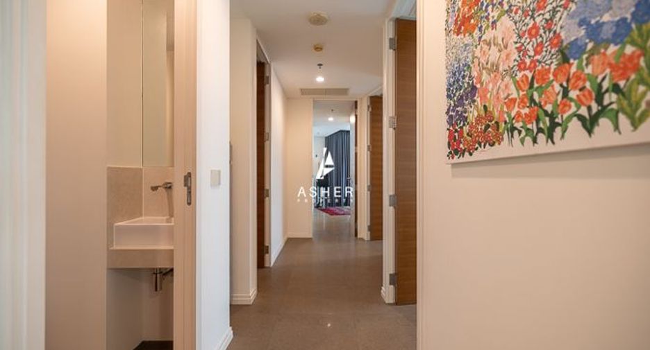 Condo en venta de 3 habitaciones en Sathon, Bangkok