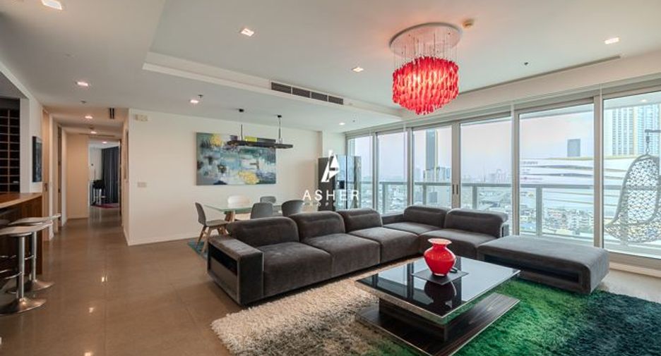 Condo en venta de 3 habitaciones en Sathon, Bangkok