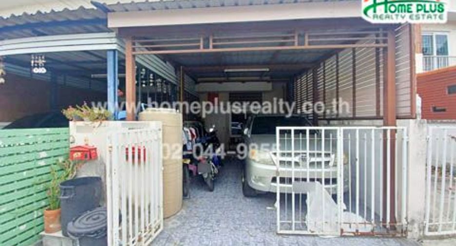 For sale 2 bedrooms townhouse in Lat Lum Kaeo, Pathum Thani