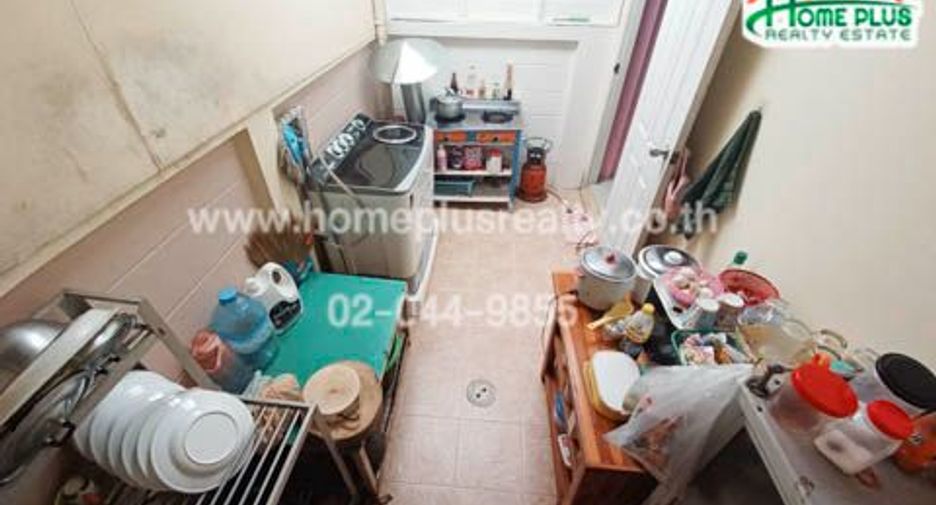 For sale 2 bedrooms townhouse in Lat Lum Kaeo, Pathum Thani