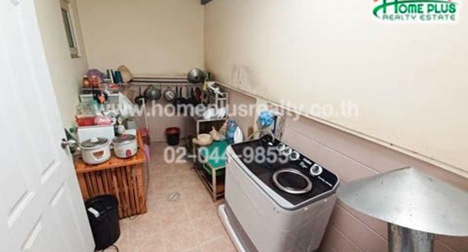 For sale 2 bedrooms townhouse in Lat Lum Kaeo, Pathum Thani