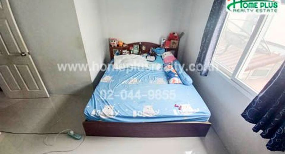 For sale 2 bedrooms townhouse in Lat Lum Kaeo, Pathum Thani