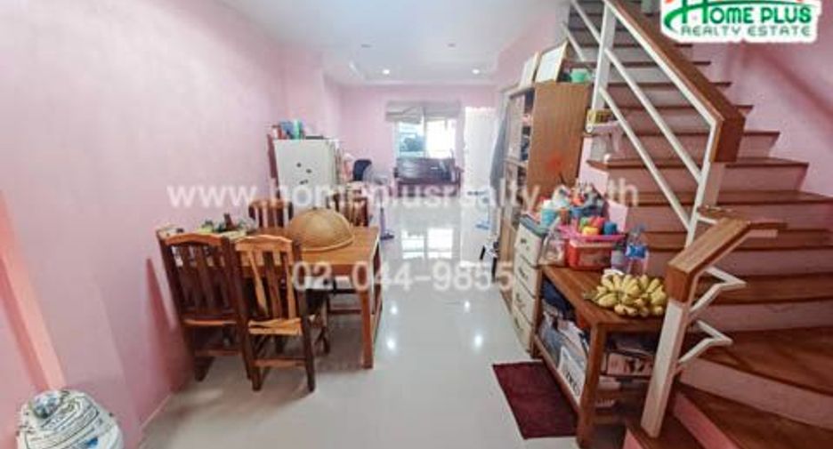 For sale 2 bedrooms townhouse in Lat Lum Kaeo, Pathum Thani