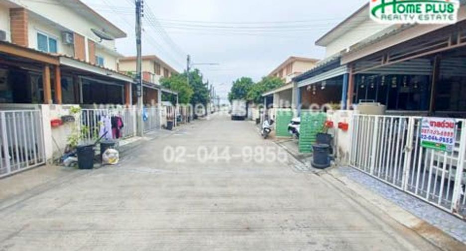 For sale 2 bedrooms townhouse in Lat Lum Kaeo, Pathum Thani