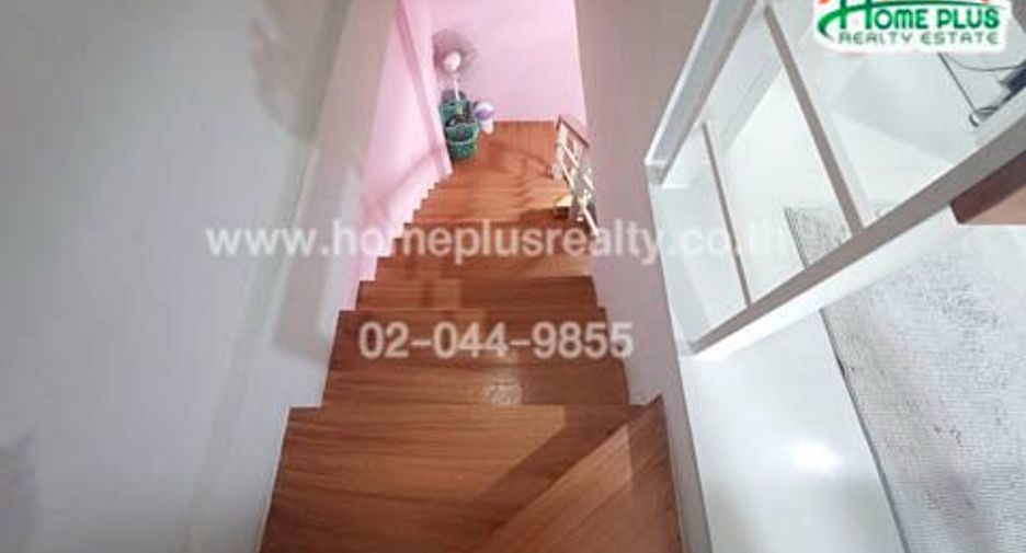 For sale 2 bedrooms townhouse in Lat Lum Kaeo, Pathum Thani