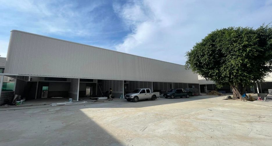 For rent retail Space in Bang Phli, Samut Prakan