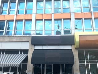 For rent 10 bedrooms retail Space in Khlong San, Bangkok