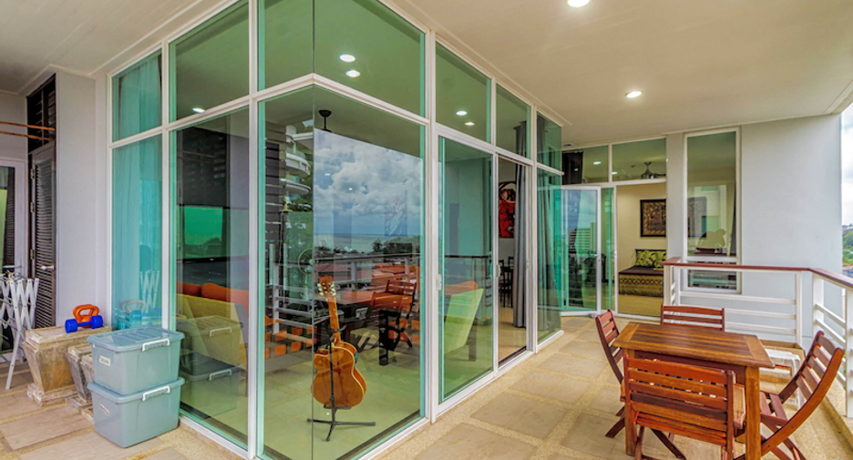 For sale 2 bedrooms condo in Mueang Phuket, Phuket