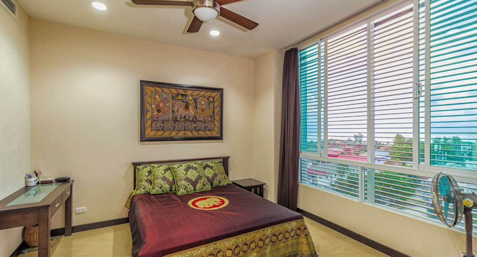 For sale 2 bedrooms condo in Mueang Phuket, Phuket
