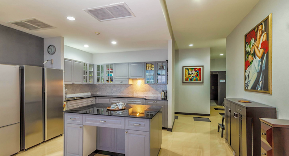 For sale 2 bedrooms condo in Mueang Phuket, Phuket
