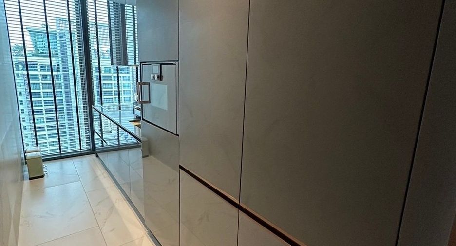 Condo en alquiler de 2 habitaciones en Khlong Toei, Bangkok