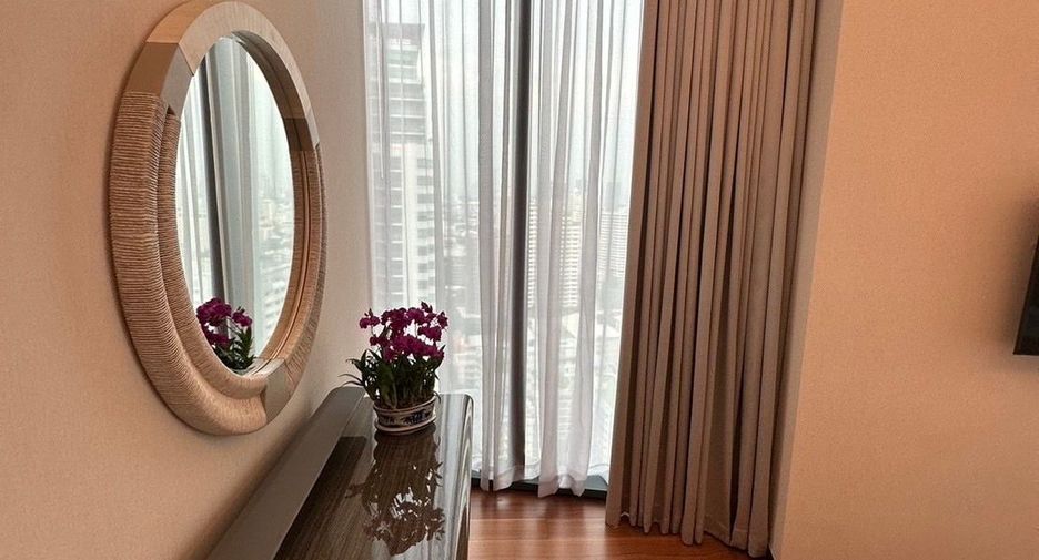 Condo en alquiler de 2 habitaciones en Khlong Toei, Bangkok