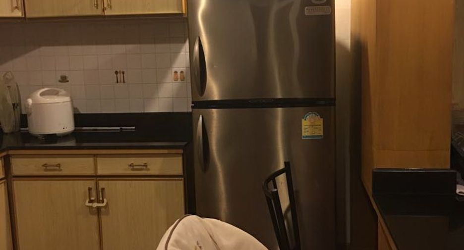 For rent 4 ベッドルーム condo in Watthana, Bangkok