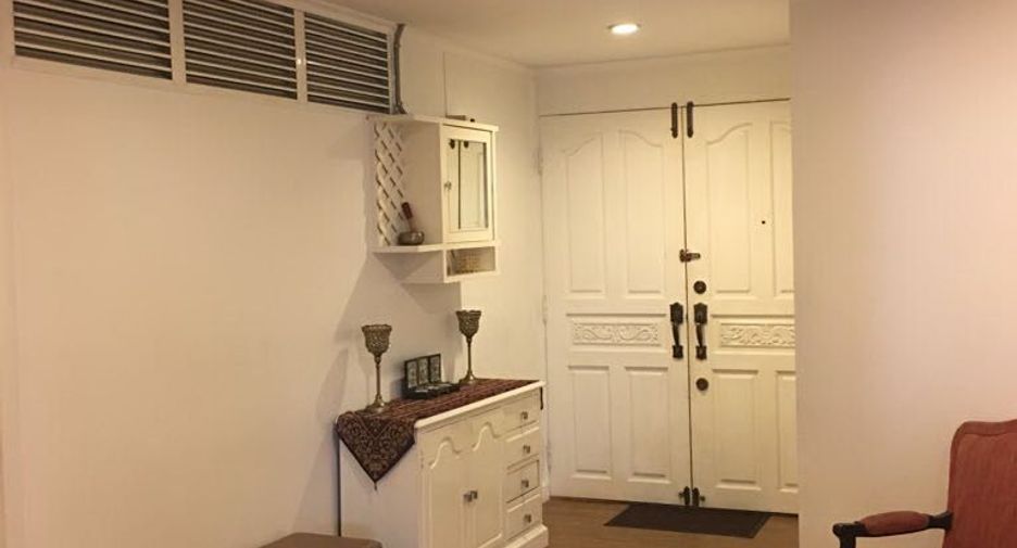For rent 4 ベッドルーム condo in Watthana, Bangkok