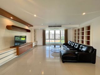 For rent 4 ベッドルーム apartment in Watthana, Bangkok