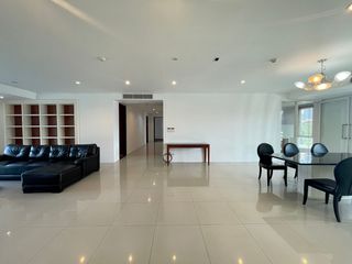 For rent 4 ベッドルーム apartment in Watthana, Bangkok