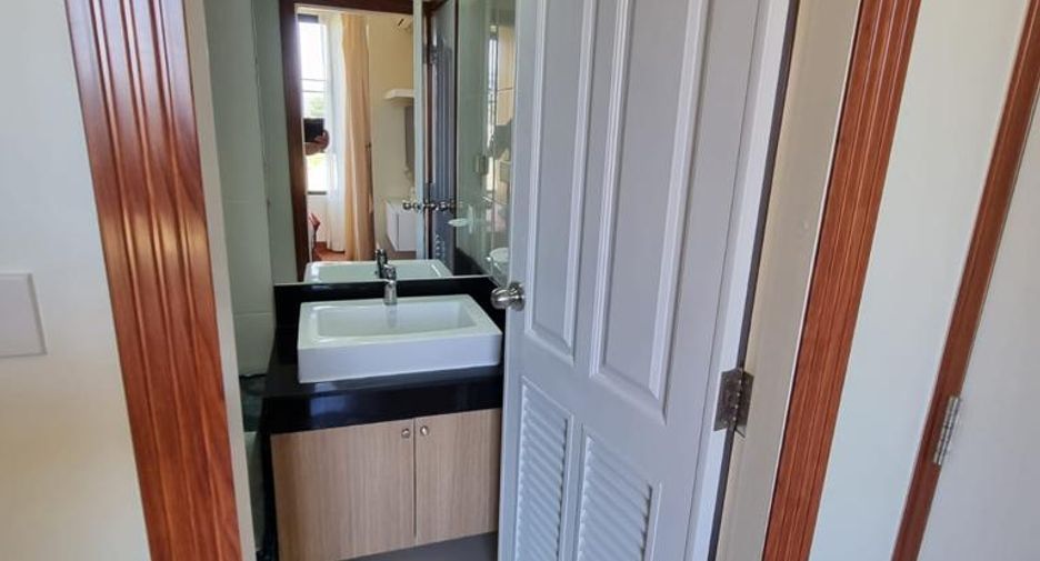 For sale 2 bedrooms condo in Mueang Phuket, Phuket