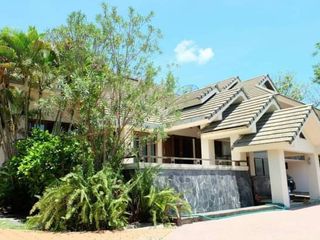 For sale 4 bedrooms house in Mueang Lamphun, Lamphun