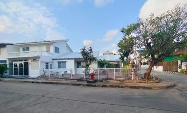 Casa en venta de 3 habitaciones en Saphan Sung, Bangkok