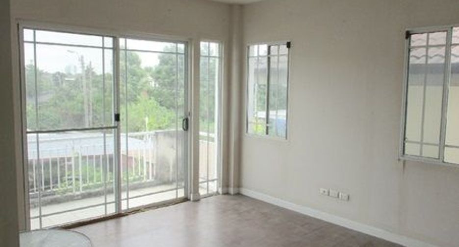 For sale 4 bedrooms house in Bang Phli, Samut Prakan