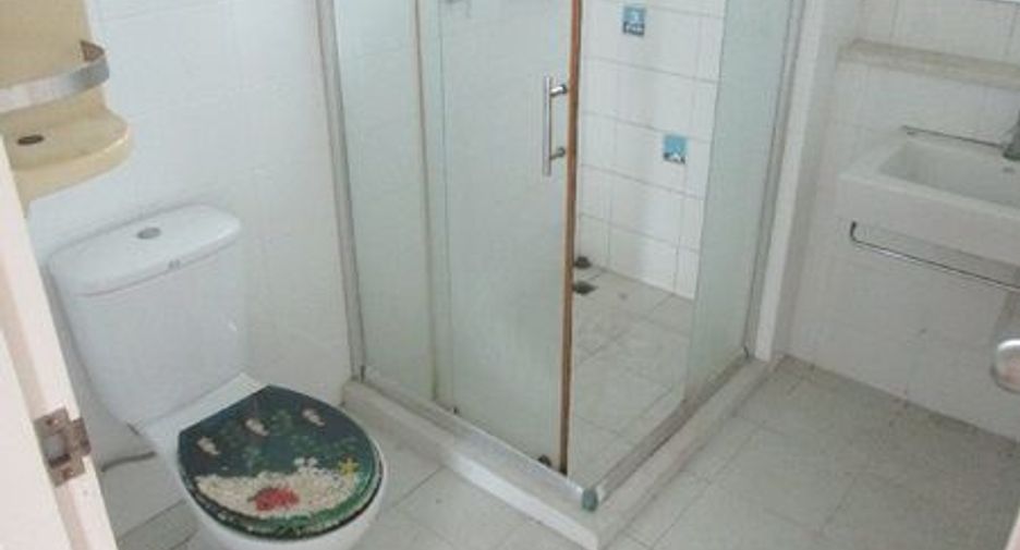 For sale 4 bedrooms house in Bang Phli, Samut Prakan