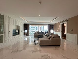 Wohnung zur Miete mit 4 Zimmer in Khlong Toei, Bangkok