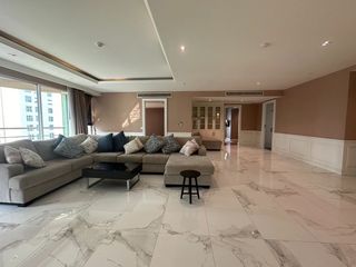 Wohnung zur Miete mit 4 Zimmer in Khlong Toei, Bangkok