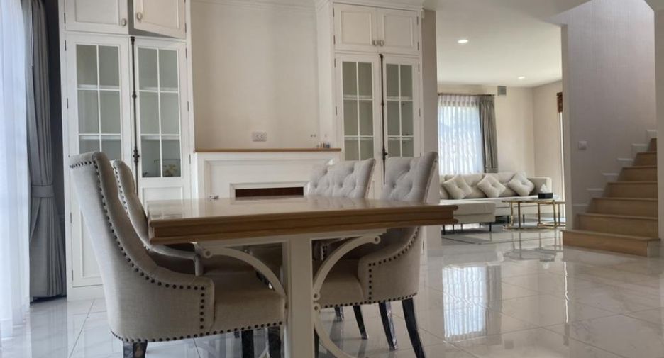For rent and for sale 4 bedrooms house in Lat Krabang, Bangkok