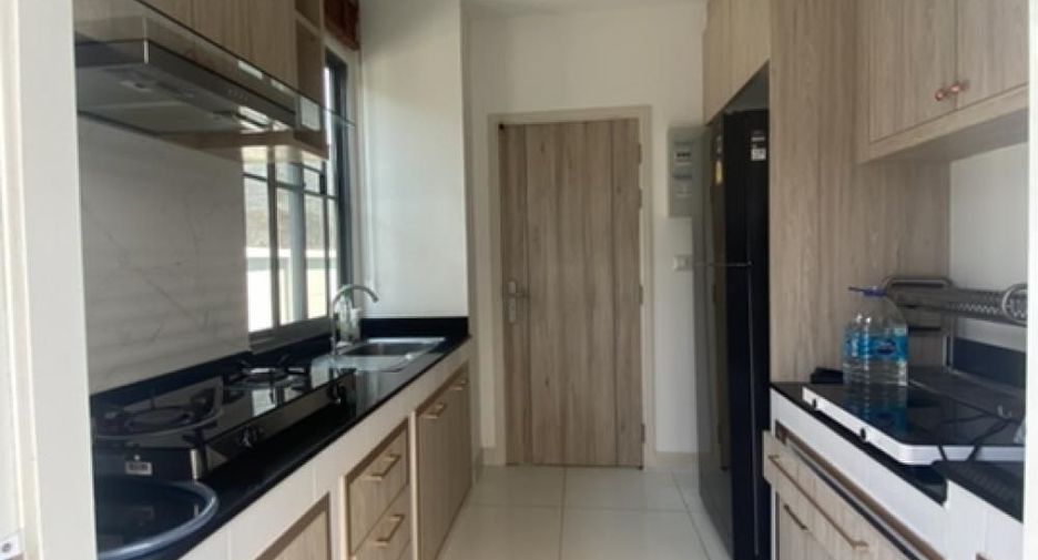 For rent and for sale 4 bedrooms house in Lat Krabang, Bangkok