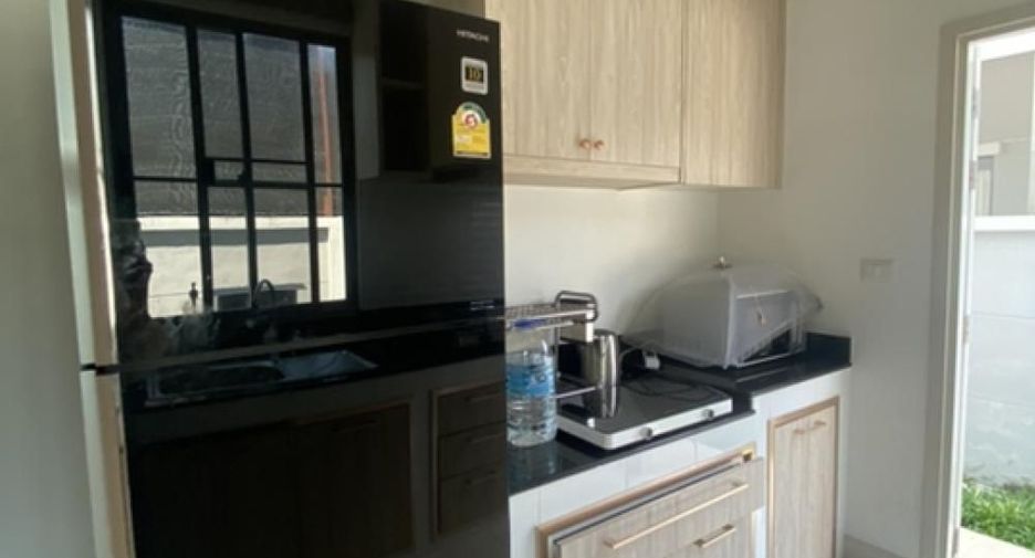 For rent and for sale 4 bedrooms house in Lat Krabang, Bangkok
