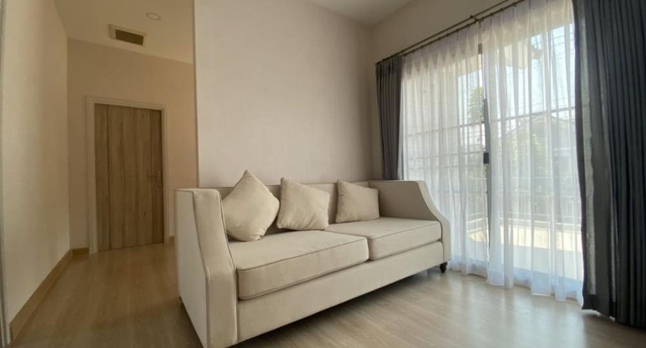 For rent and for sale 4 bedrooms house in Lat Krabang, Bangkok