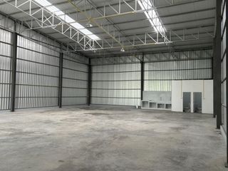 For rent そして for sale warehouse in Mueang Pathum Thani, Pathum Thani