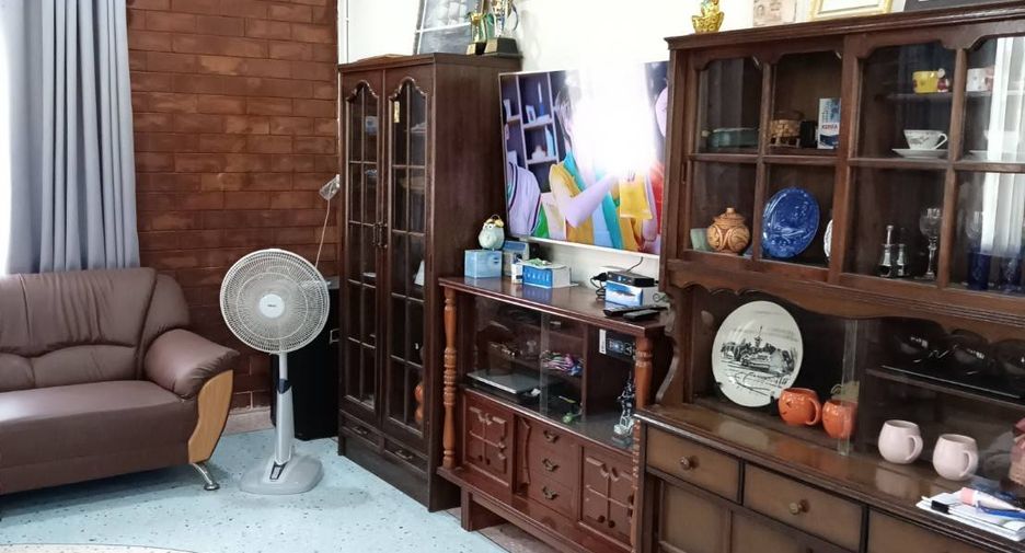 For sale 2 bed house in Prasat, Surin