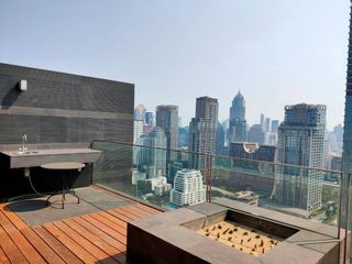 For rent 2 ベッドルーム condo in Pathum Wan, Bangkok