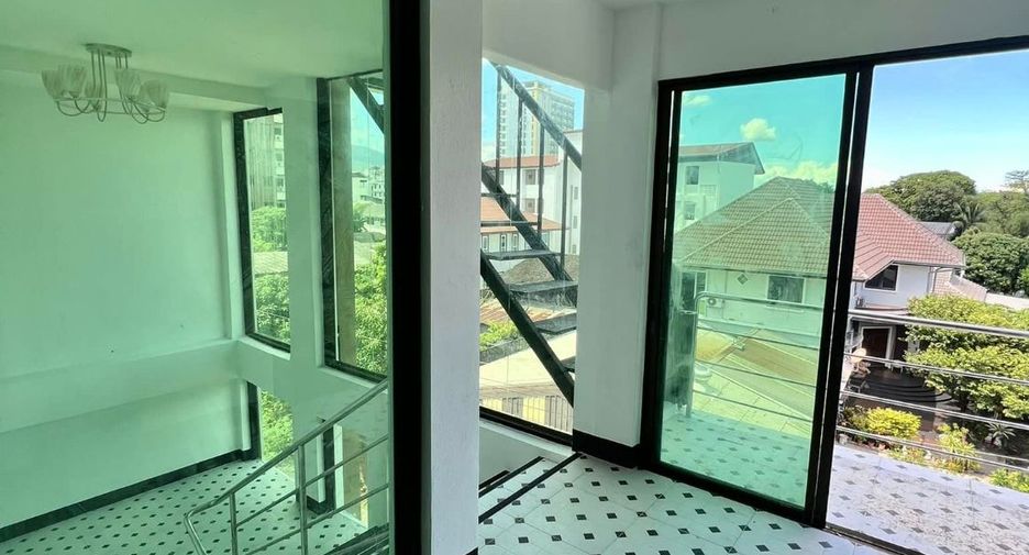 For sale 23 bed apartment in Mueang Chiang Mai, Chiang Mai