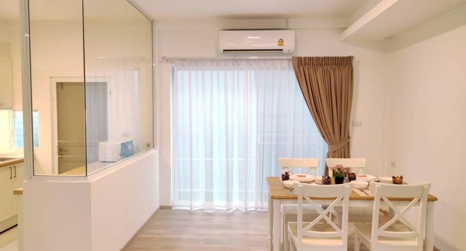 For rent 3 ベッドルーム house in Phra Samut Chedi, Samut Prakan