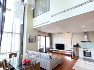 À vendre 3 chambres condo à Khlong Toei, Bangkok