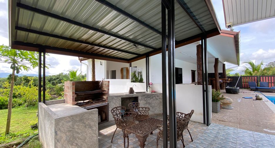 Casa en venta de 4 habitaciones en Mae Taeng, Chiang Mai