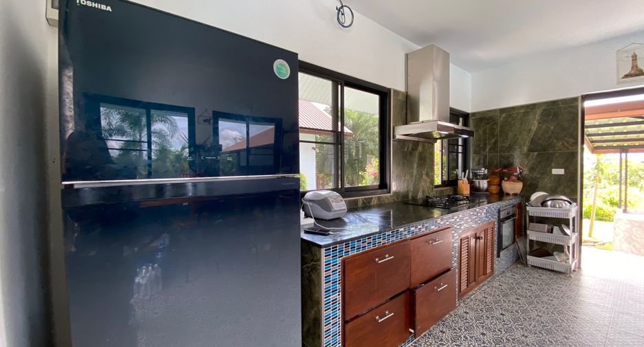 Casa en venta de 4 habitaciones en Mae Taeng, Chiang Mai