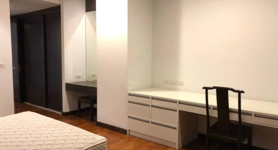 Wohnung zur Miete mit 4 Zimmer in Watthana, Bangkok