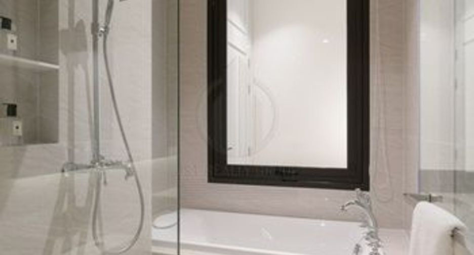 For sale 3 bedrooms condo in Pathum Wan, Bangkok