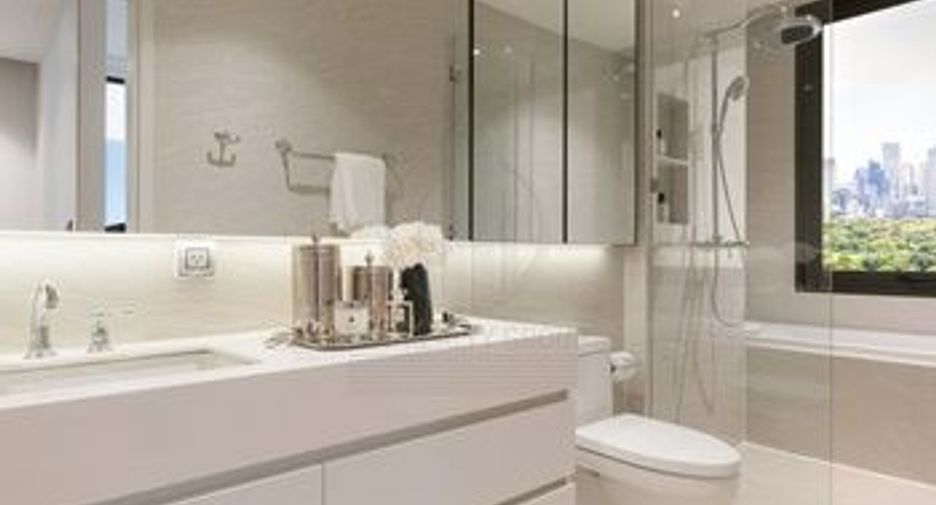 For sale 3 bedrooms condo in Pathum Wan, Bangkok