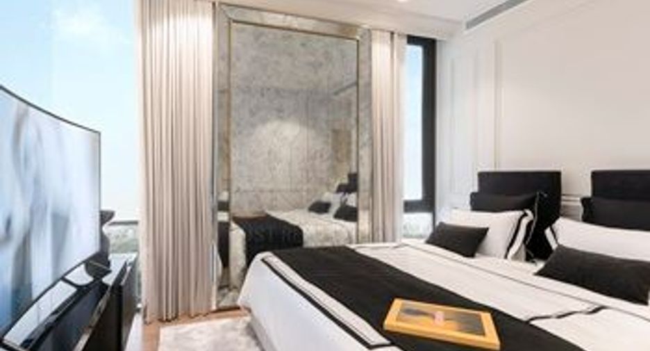 For sale 3 bedrooms condo in Pathum Wan, Bangkok