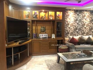 For sale 3 Beds condo in Taling Chan, Bangkok
