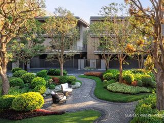 For sale 5 bedrooms house in Wang Thonglang, Bangkok