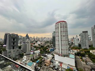 Wohnung zur Miete mit 2 Zimmer in Khlong Toei, Bangkok