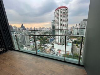 Wohnung zur Miete mit 2 Zimmer in Khlong Toei, Bangkok